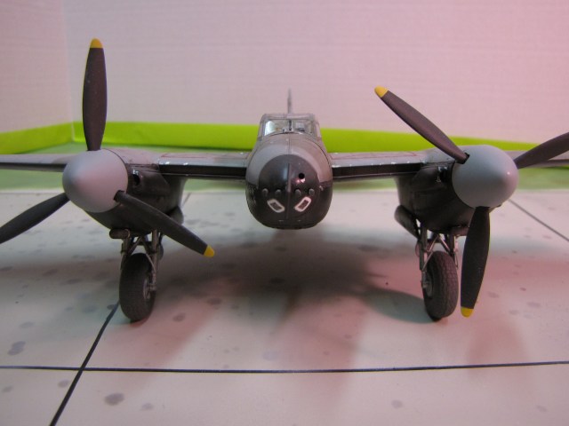 4 x .303 AND 4 x 20 mm makes for a heavy punch from a little Mosquito.