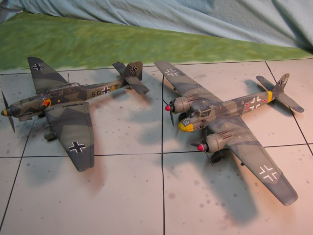 The Hs129 was never meant to replace the Ju87. They filled slightly different roles; precision dive bombing and heavy assault.